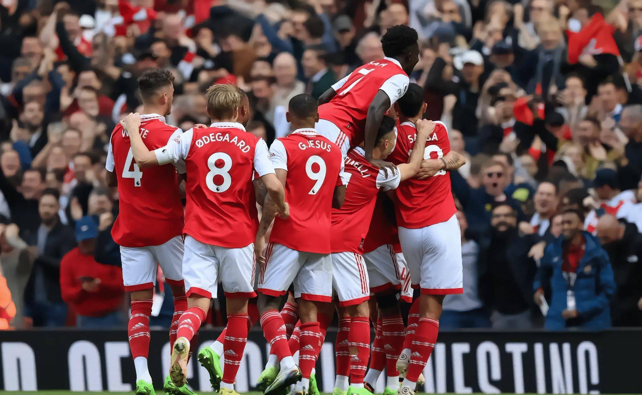 阿森纳在比赛中获得令人振奋的胜利 阿森纳在比赛中获得令人振奋的胜利