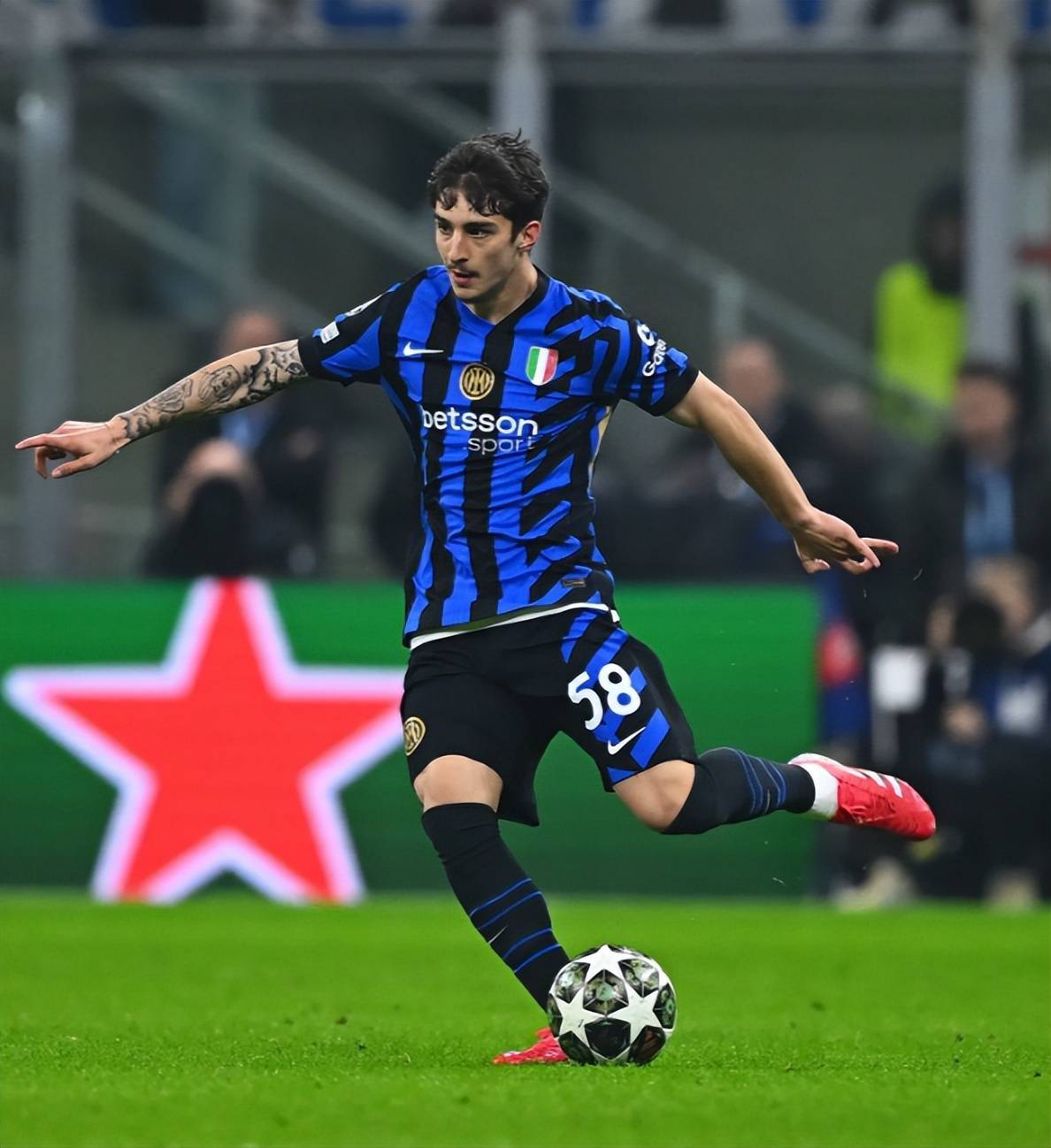 国米新赛季的目标是力争冠军，球迷展望前景的简单介绍