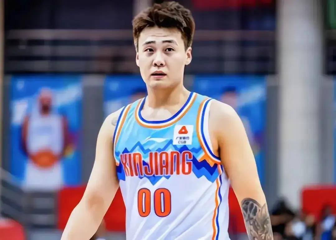 本土球员亮眼!表现稳定,成为球队的大腿的简单介绍 本土球员亮眼!表现稳定,成为球队的大腿的简单介绍