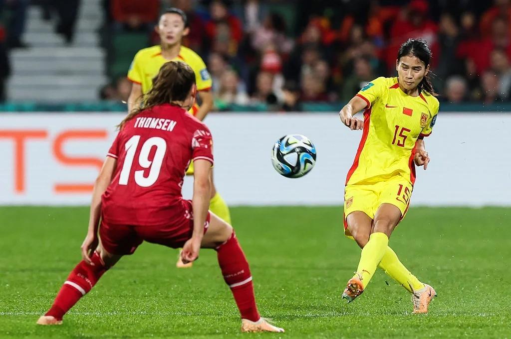 关于激情女足比赛场上的竞争激烈,胜负难料的信息 关于激情女足比赛场上的竞争激烈,胜负难料的信息