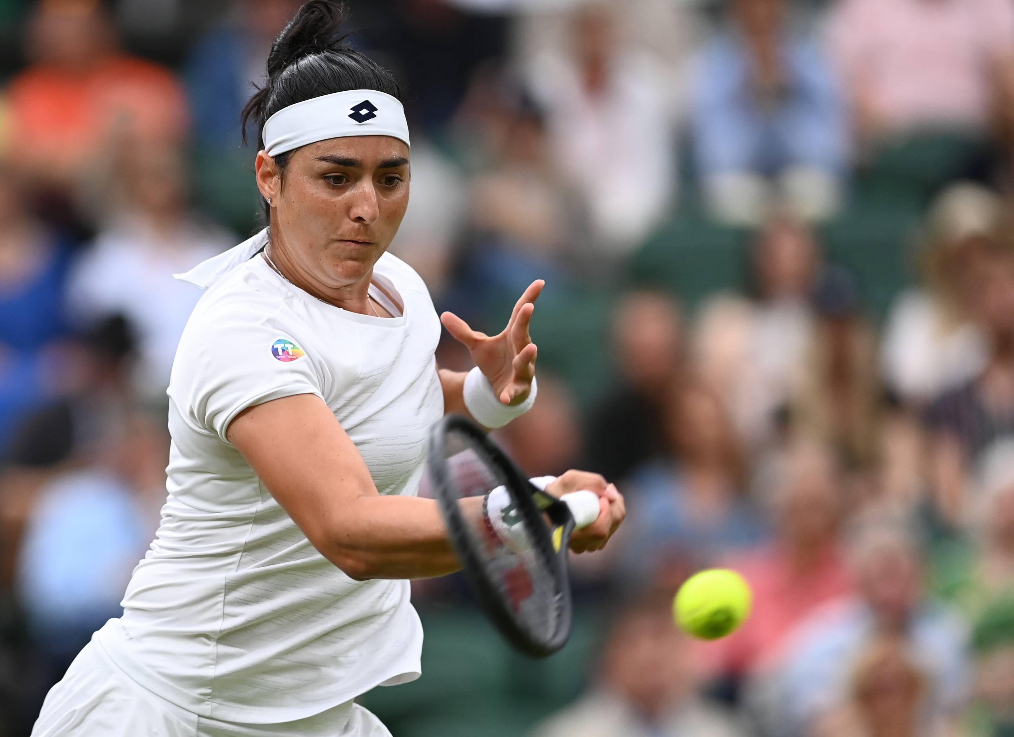 巴西女足力挽狂澜成功晋级半决赛 巴西女足力挽狂澜成功晋级半决赛