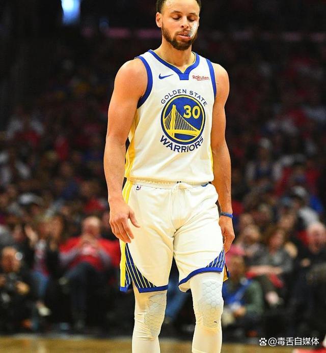 勇士再遇溃败,库里神准外线助攻无用 勇士再遇溃败,库里神准外线助攻无用