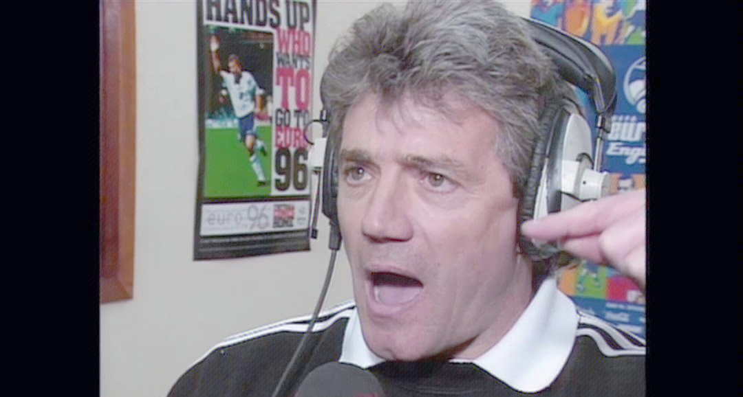 球场上的精彩瞬间令人陶醉,无法忘怀 球场上的精彩瞬间令人陶醉,无法忘怀