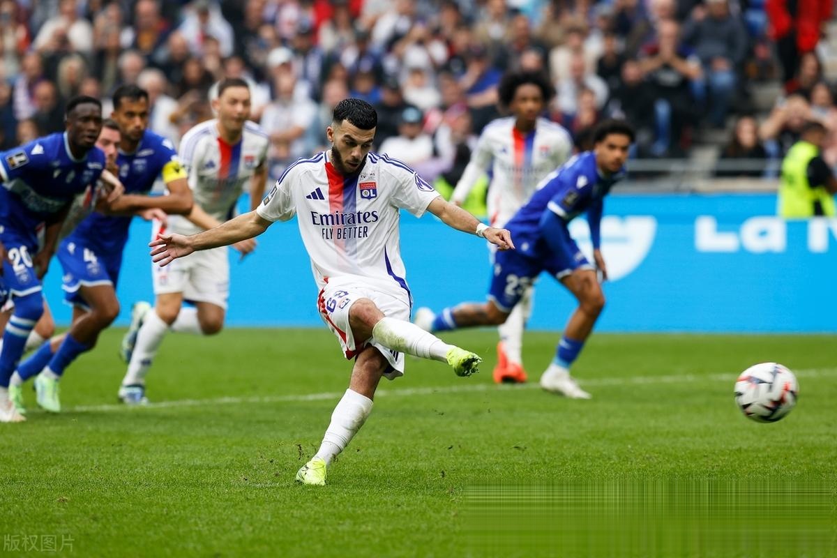 里昂客场不敌里尔,遭遇连败危机的简单介绍 里昂客场不敌里尔,遭遇连败危机的简单介绍