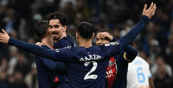 包含巴黎圣日耳曼再次击败对手,继续领军法国联赛的词条 包含巴黎圣日耳曼再次击败对手,继续领军法国联赛的词条