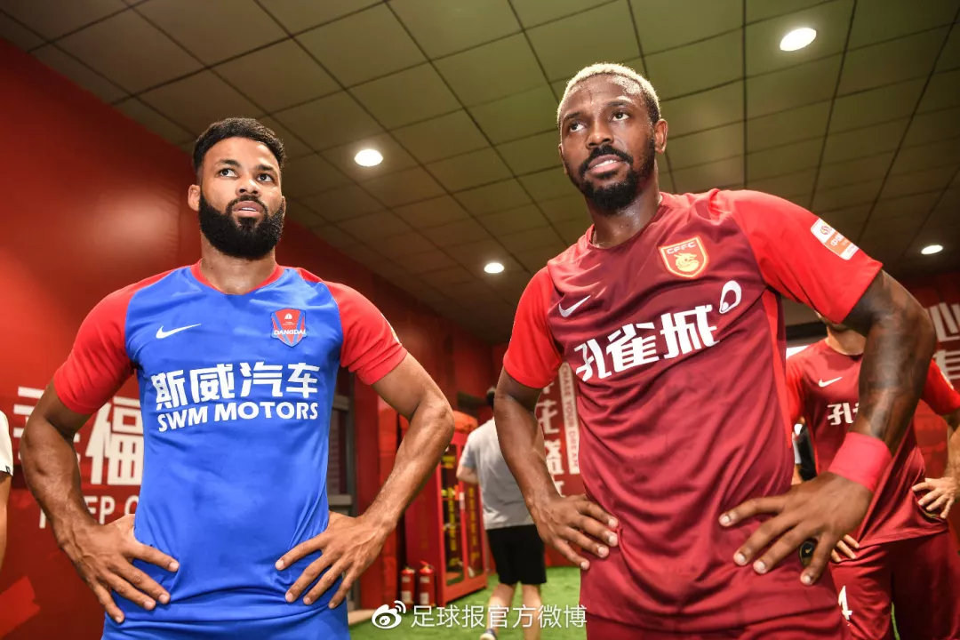 关于重庆斯威新援备战,全力争取实现球队目标的信息 关于重庆斯威新援备战,全力争取实现球队目标的信息