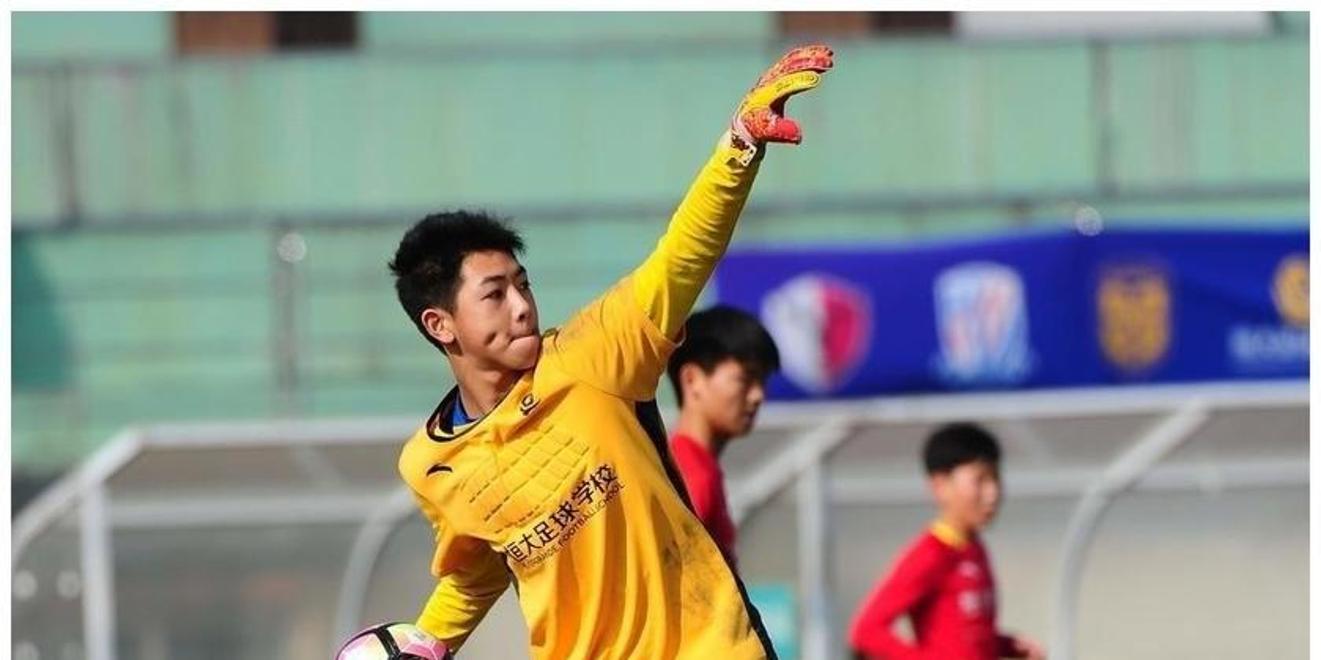 九游体育官方入口-广州队遭遇困境，外界建议加强实力的简单介绍