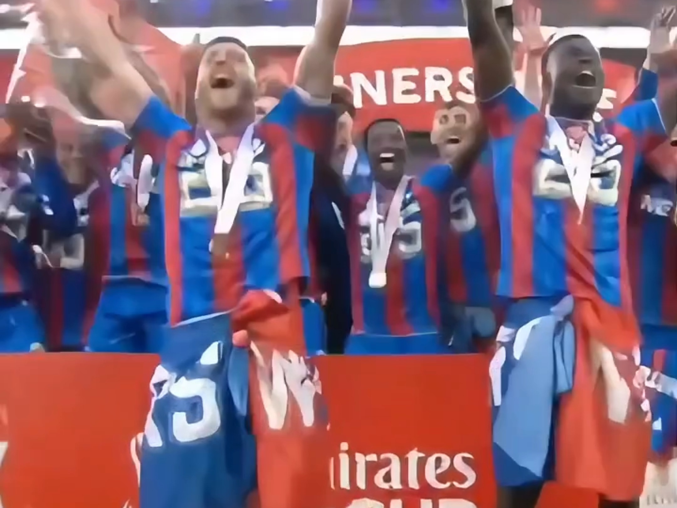 九游体育APP下载-曼城再胜水晶宫，继续紧追榜首位置的简单介绍