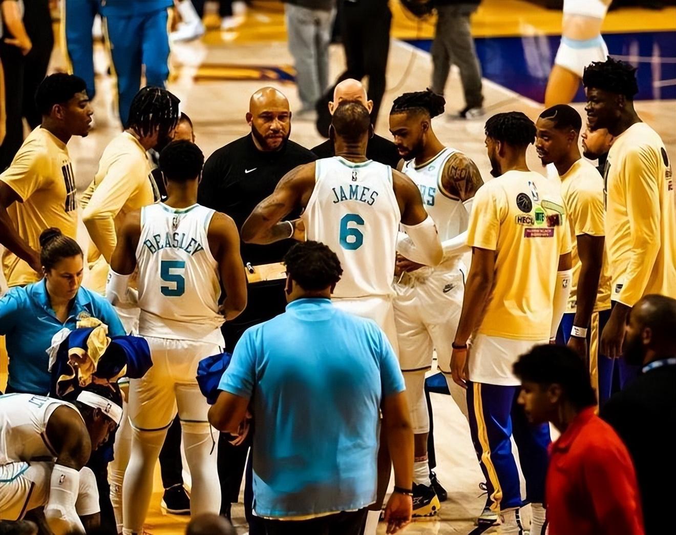 英超重磅对决：巴萨迎战湖人，引发热议的简单介绍