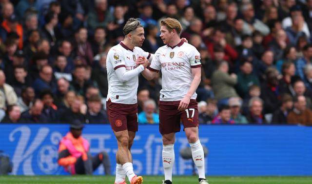 意大利队力克英格兰,德布劳内乌龙送礼亚洲杯的简单介绍 意大利队力克英格兰,德布劳内乌龙送礼亚洲杯的简单介绍