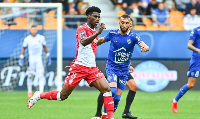 九游娱乐网站-尼姆队客场惨败，积分榜位置下滑的简单介绍