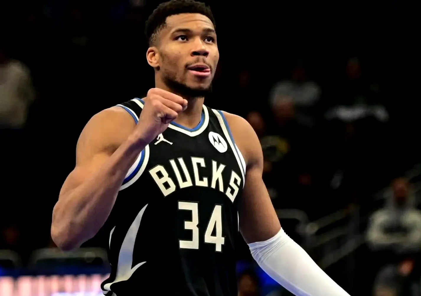 九游娱乐首页-字母哥绝杀，雄鹿赢得胜利