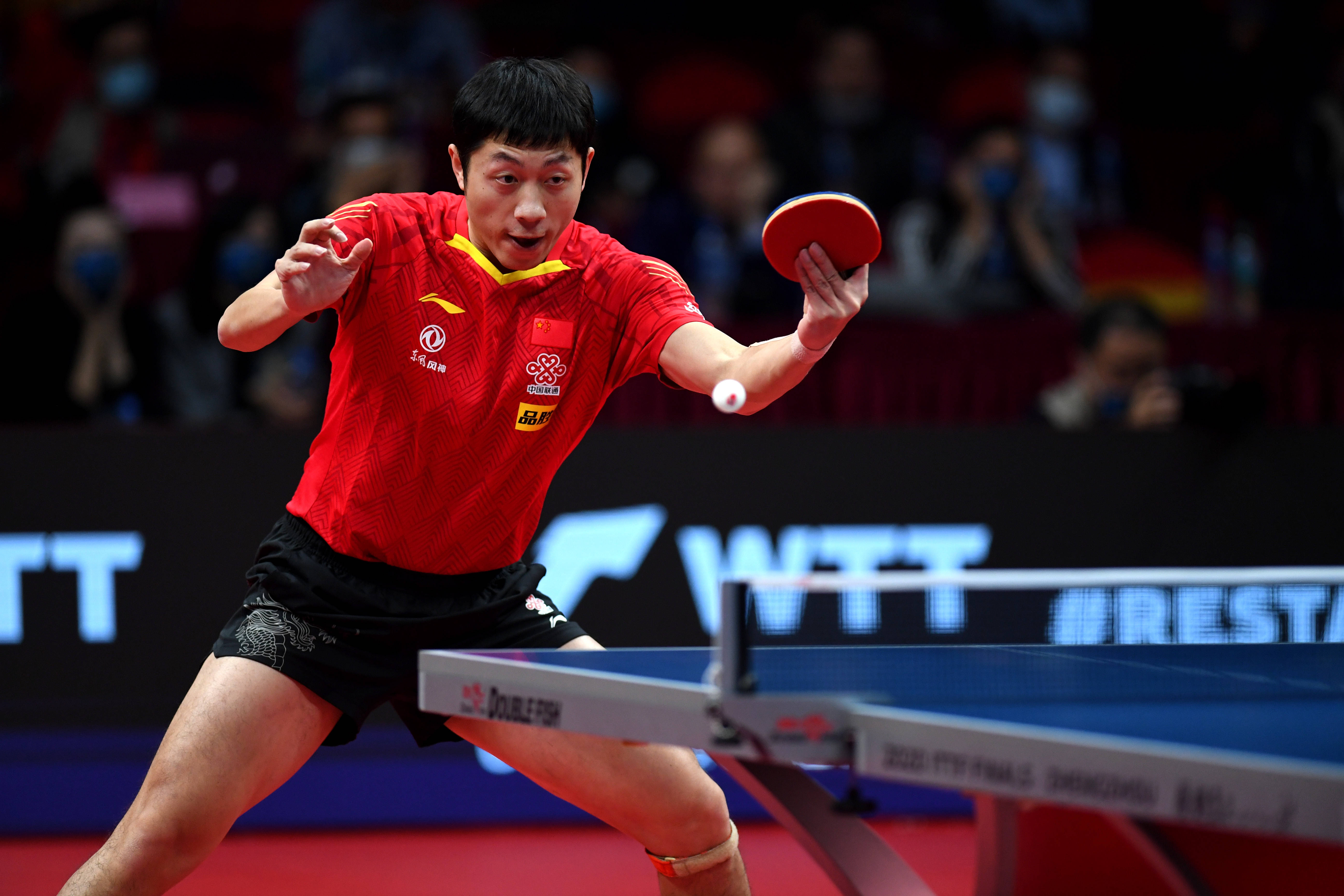 瑞典乒乓球队绝杀波兰乒乓球队，许昕惊艳世界