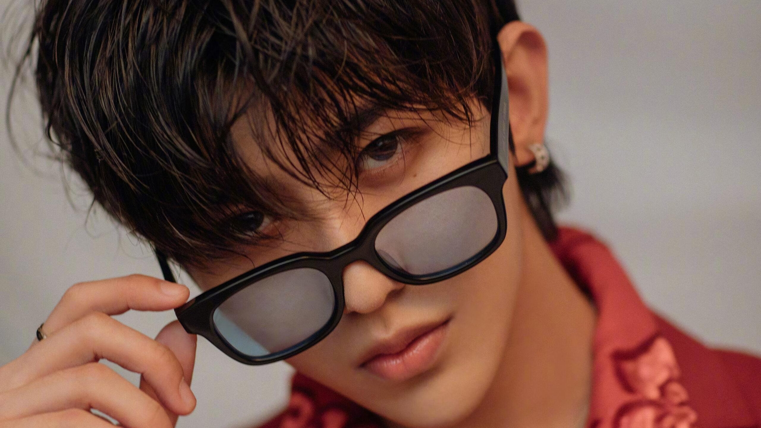 九游app下载-蜂群刺穿紫金王朝，爱德华兹与时代浪潮的尖啸