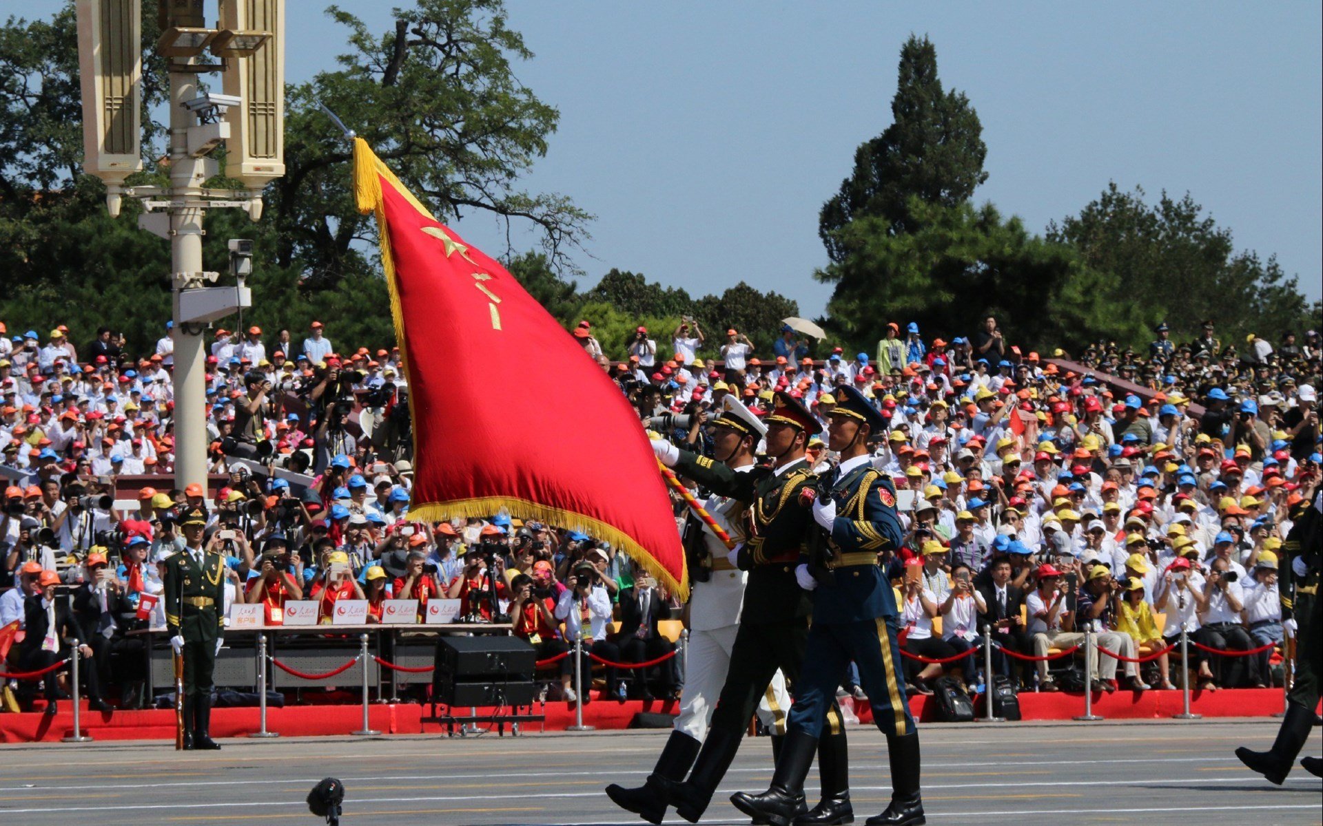 九游体育APP下载-班凯罗奏响攻防交响曲，雷霆与开拓者的节奏之战